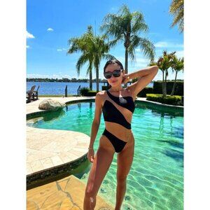 NORMA KAMALI Snake Mesh Mio One Piece Swimsuit in Black Size Large